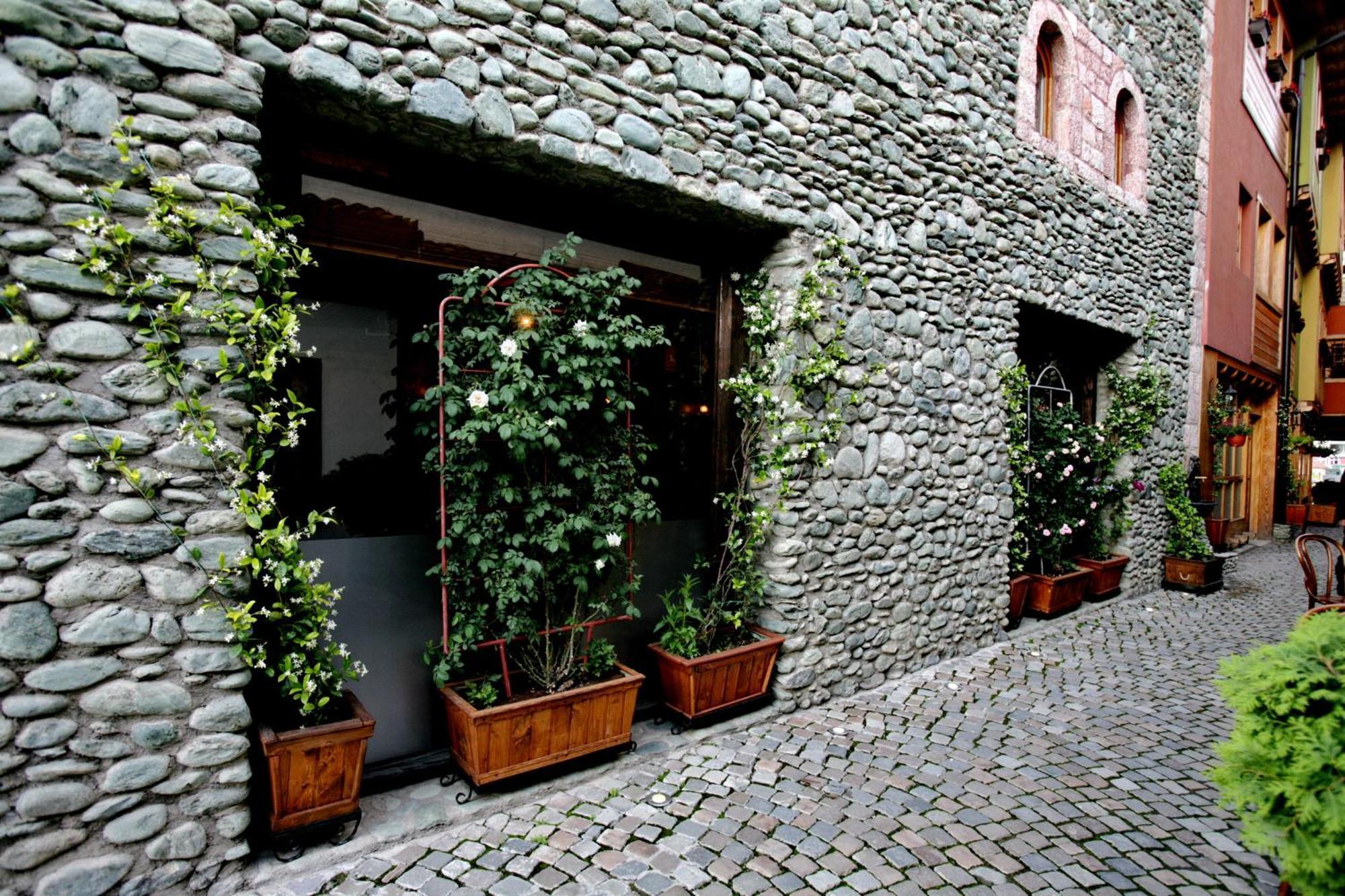 Hotel Carshia E Jupave Gjakova Exterior photo